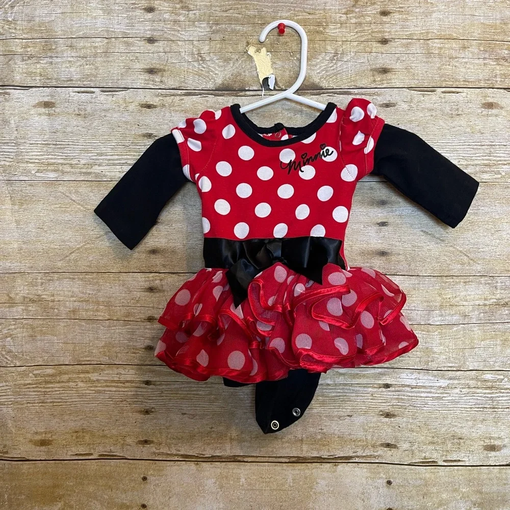 Minnie Mouse newborn outfit